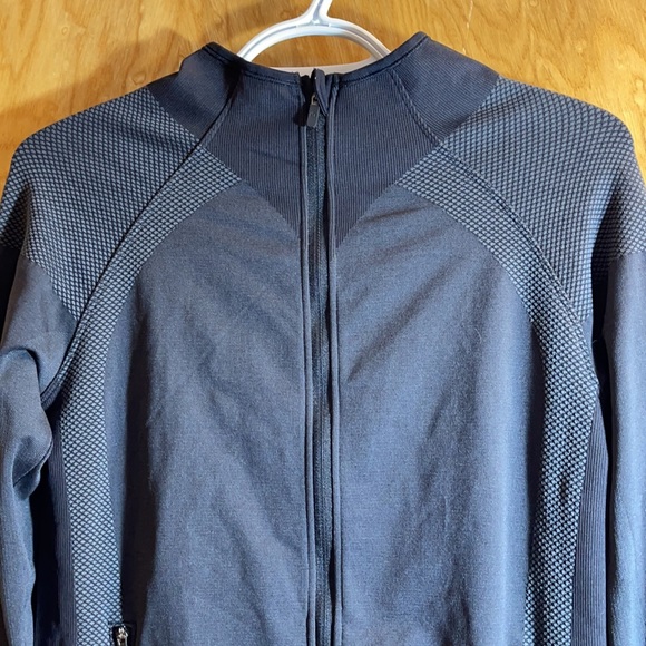 Lululemon Ready To Run Jacket Pinpoint - Picture 8 of 16
